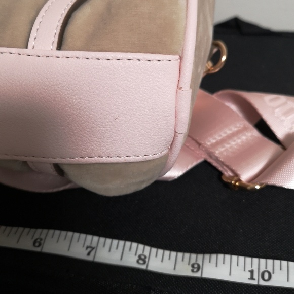 NWOT Juicy Couture Pink, Gold & Tan Women's Crossbody Plushie Soft w Hang Charm - Picture 8 of 10